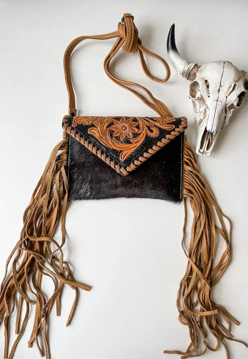 THE CASSIE - TOOLED crossbody Western Tooled Leather Cowhide: Black/brow/white